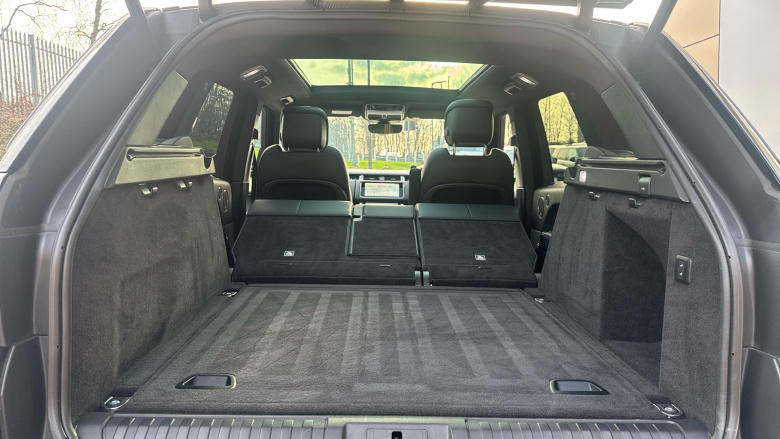 Land Rover Range Rover Sport 3.0 D300 HSE Silver 5dr Auto Diesel Estate